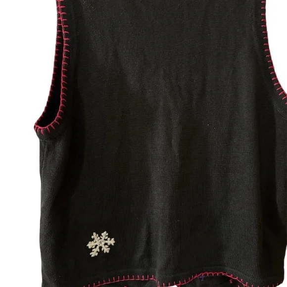 "Vintage Victoria Jones Christmas Nutcracker Sweater Vest" - Picture 8 of 8